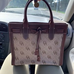 Dooney and Bourke purse